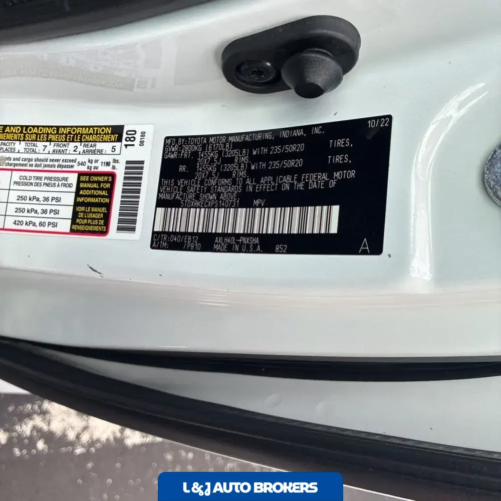 2023 Toyota Sienna XSE 7-Passenger