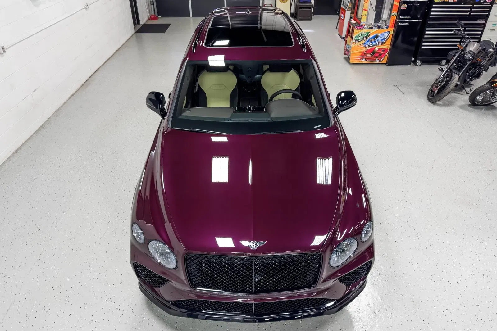 4,300-Mile 2022 Bentley Bentayga S V8