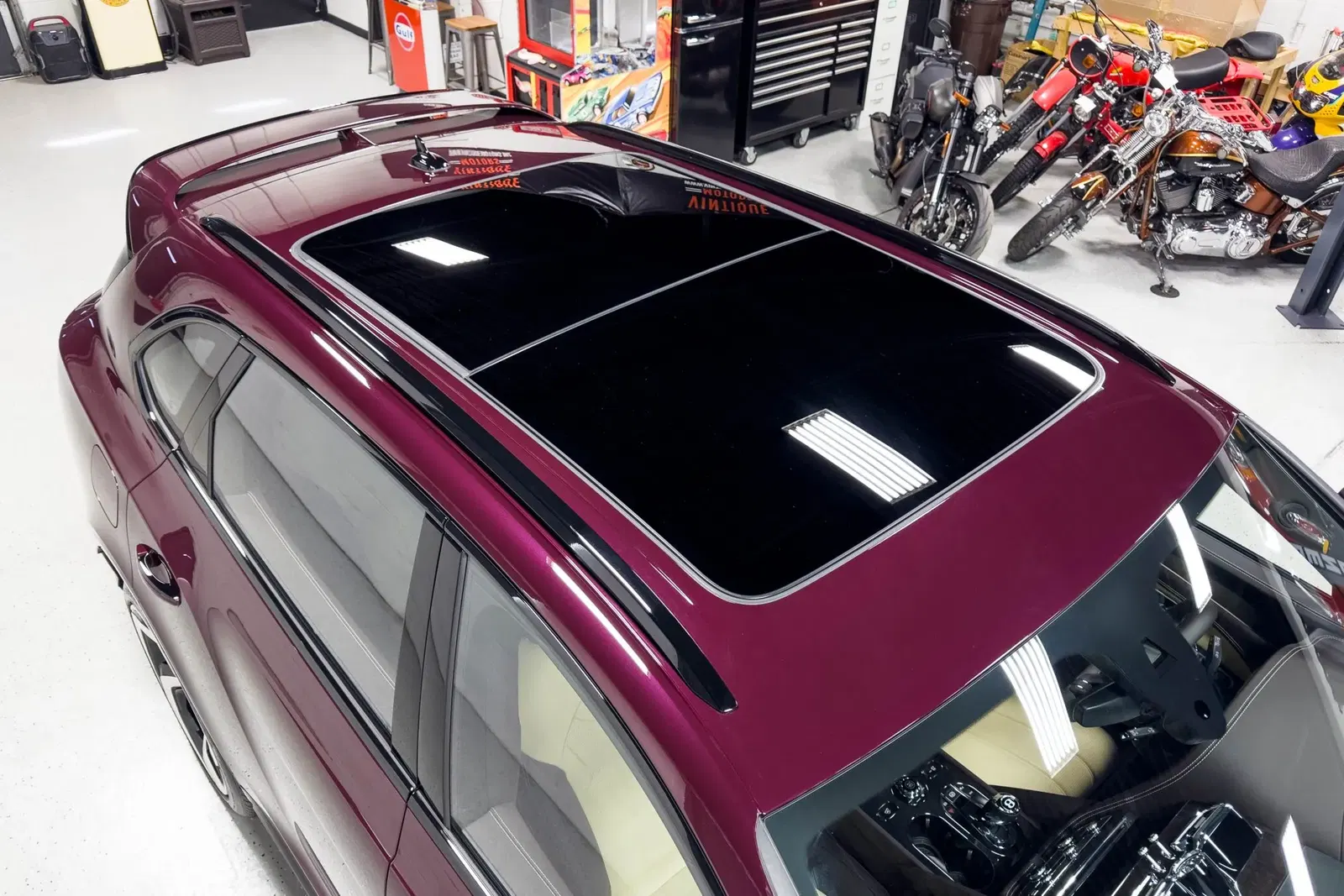 4,300-Mile 2022 Bentley Bentayga S V8