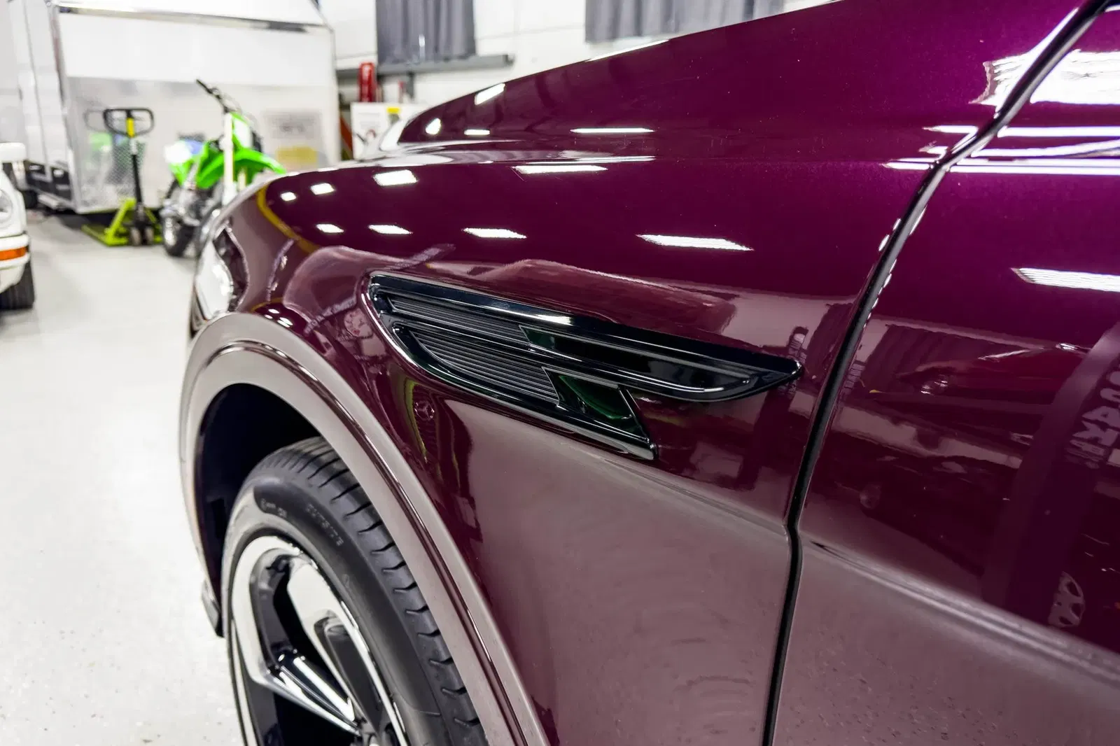 4,300-Mile 2022 Bentley Bentayga S V8