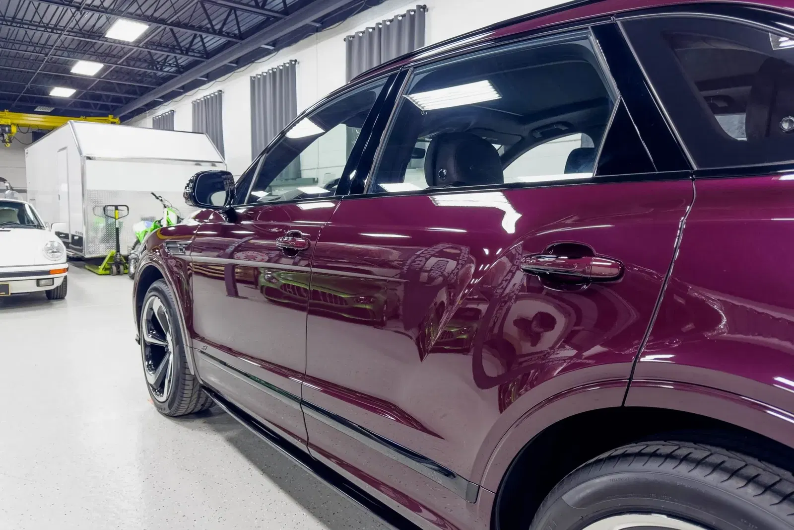 4,300-Mile 2022 Bentley Bentayga S V8