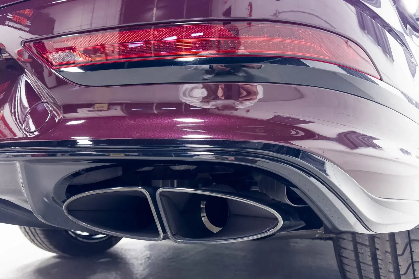 4,300-Mile 2022 Bentley Bentayga S V8
