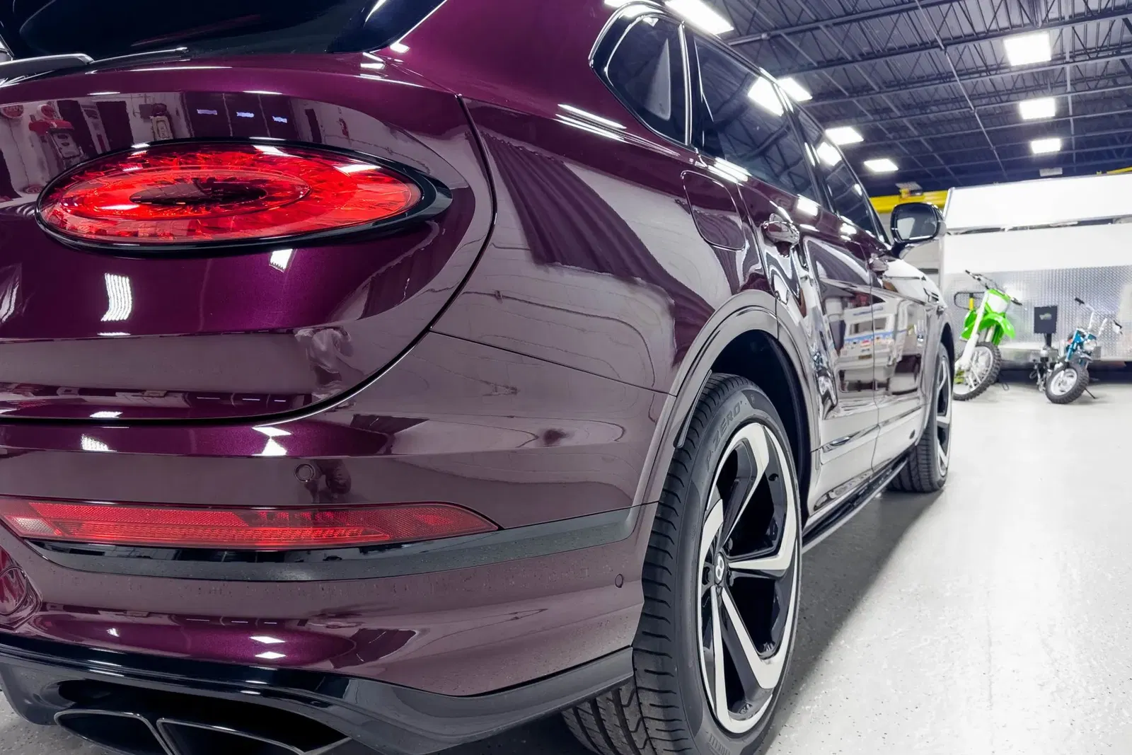 4,300-Mile 2022 Bentley Bentayga S V8