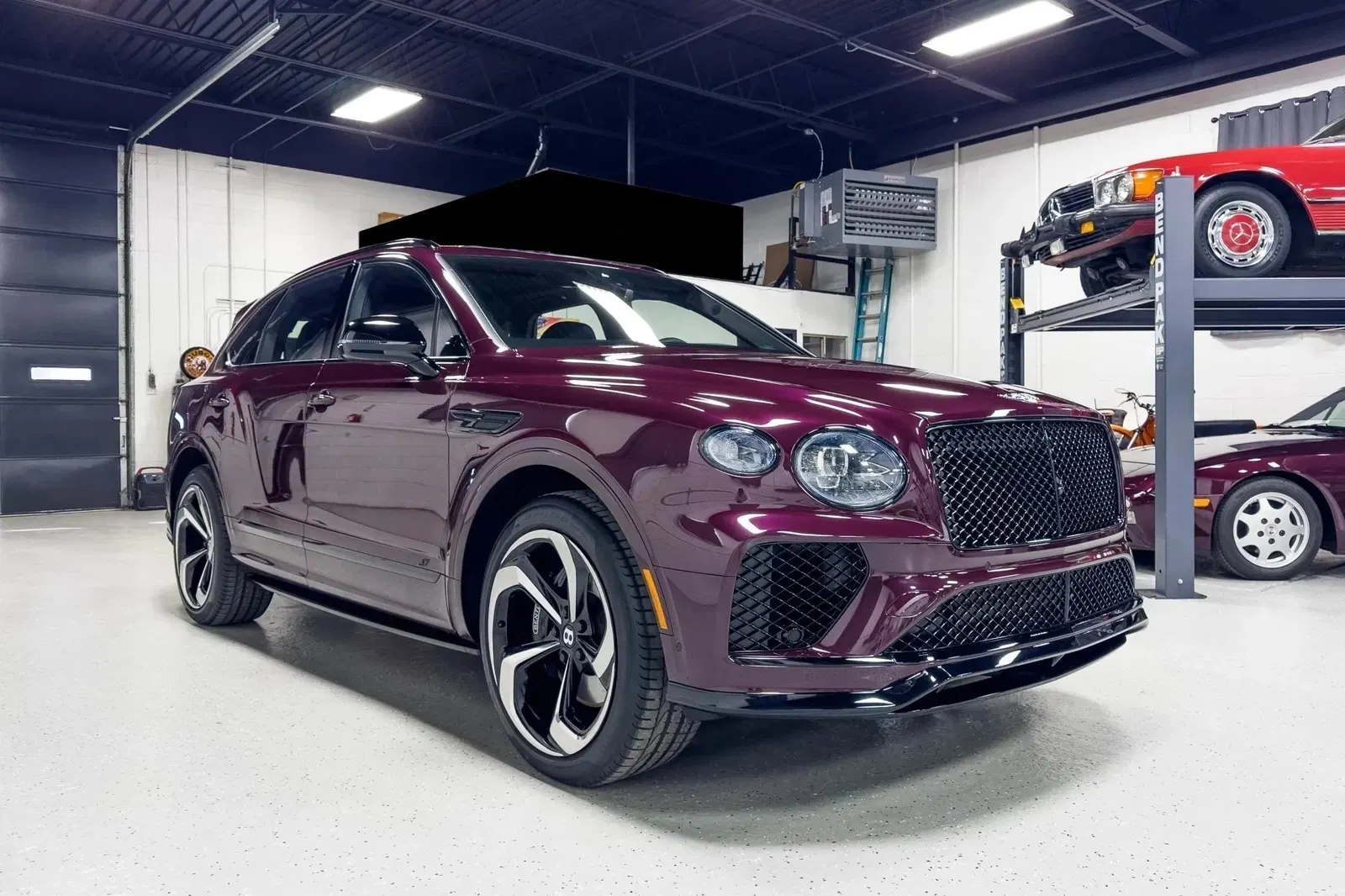 4,300-Mile 2022 Bentley Bentayga S V8