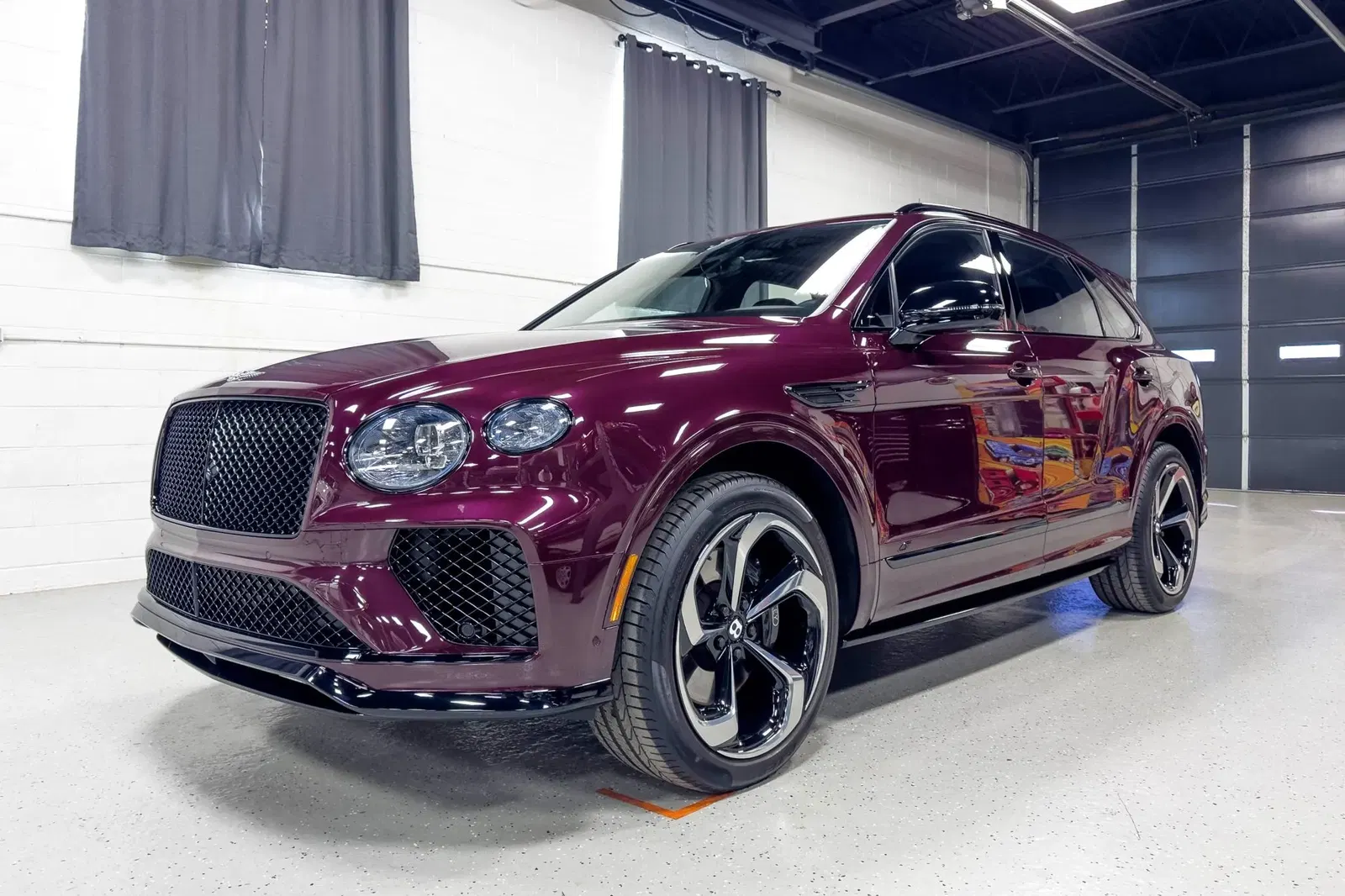 4,300-Mile 2022 Bentley Bentayga S V8