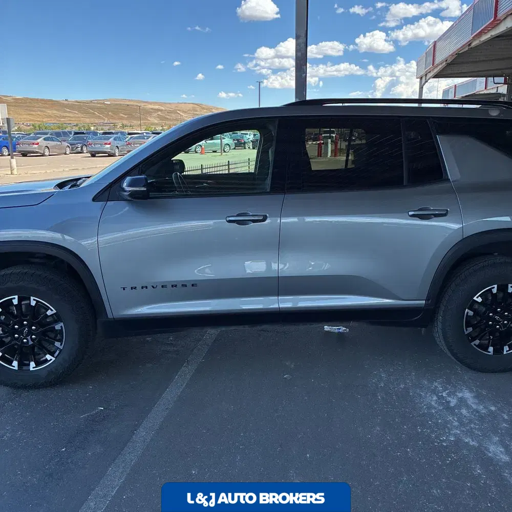 2025 Chevrolet Traverse Z71