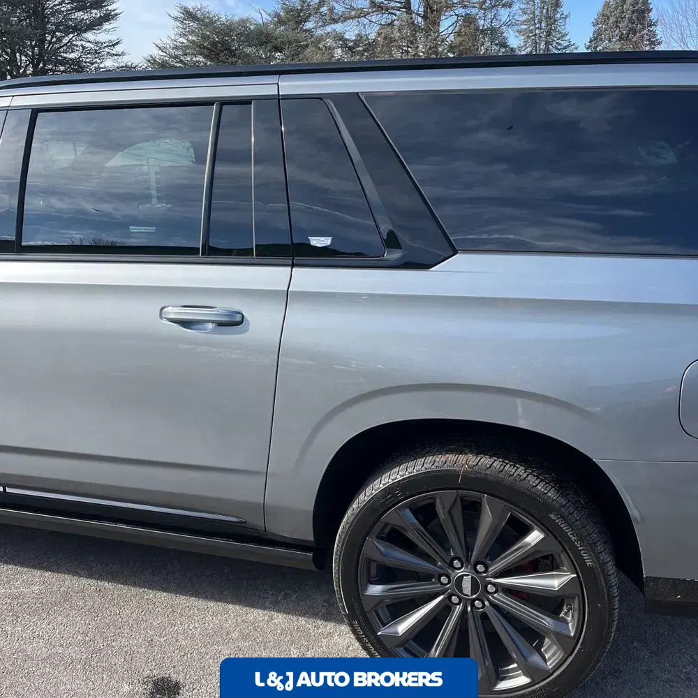 2025 Cadillac Escalade ESV V-Series