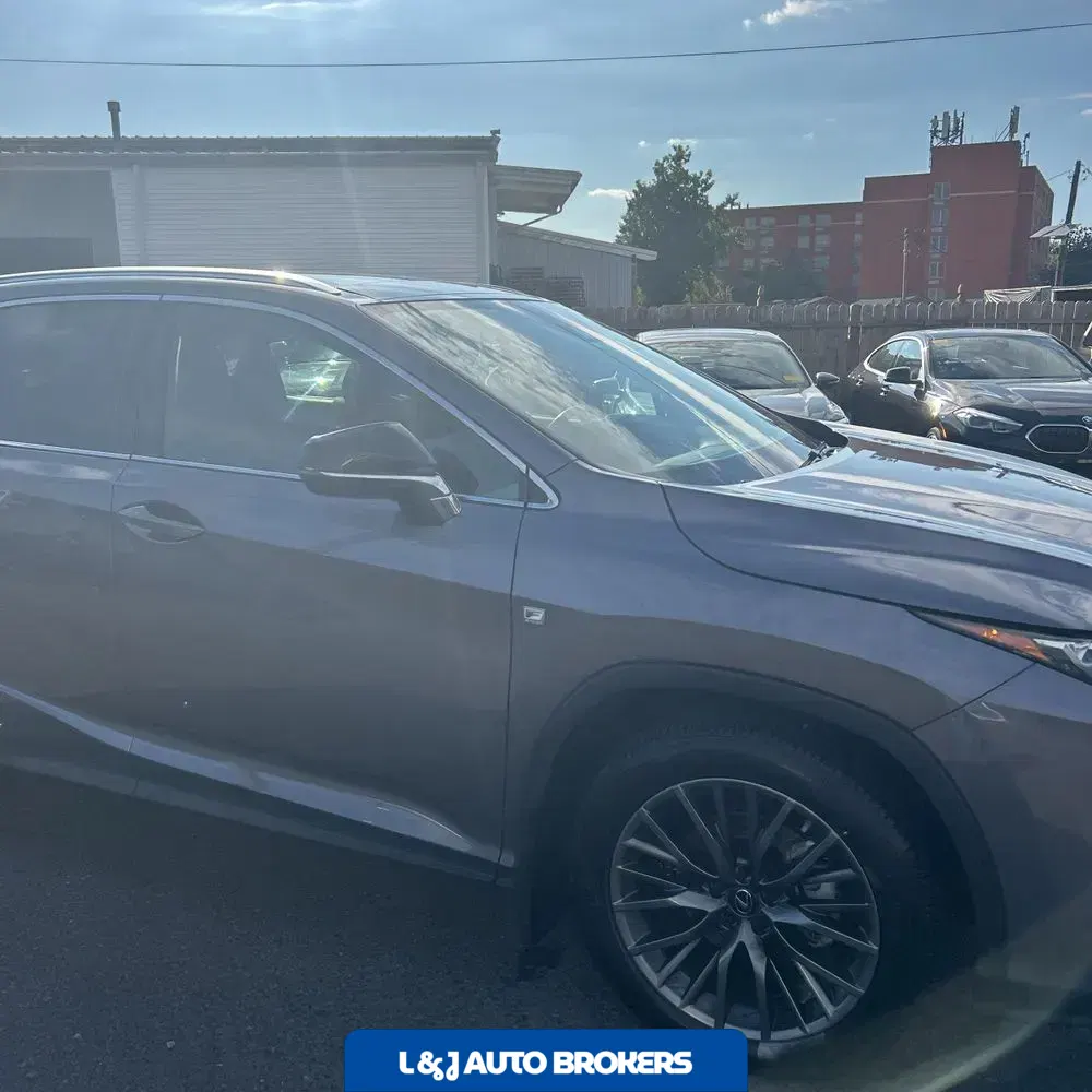 2022 Lexus RX 450h F SPORT Handling