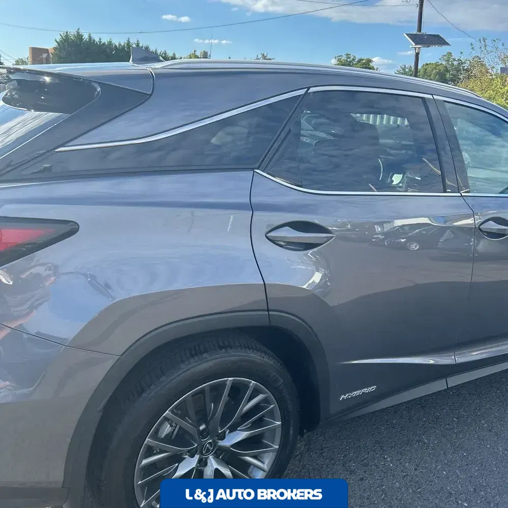 2022 Lexus RX 450h F SPORT Handling