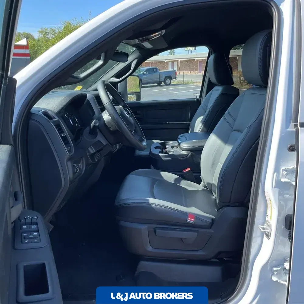 2025 Ram 3500 Tradesman