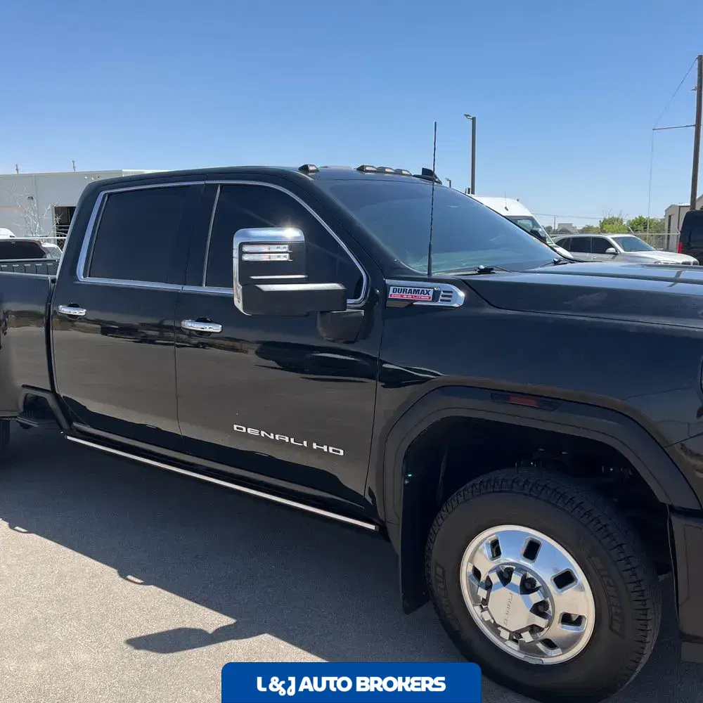 2024 GMC Sierra 3500HD Denali