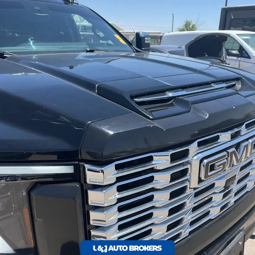 2024 GMC Sierra 3500HD Denali