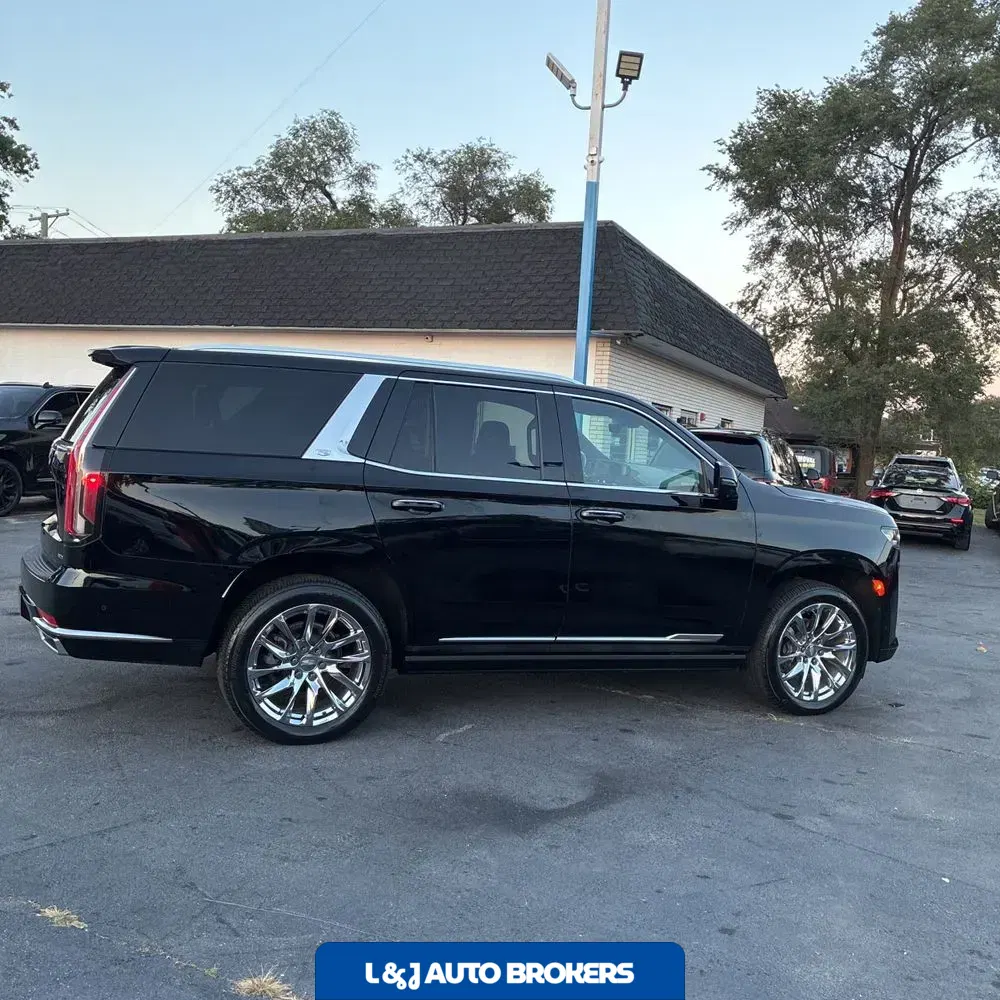 2022 Cadillac Escalade Premium Luxury