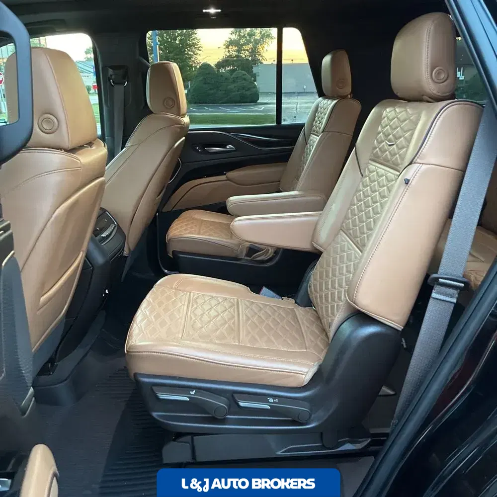 2022 Cadillac Escalade Premium Luxury