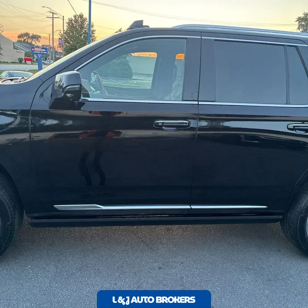 2022 Cadillac Escalade Premium Luxury