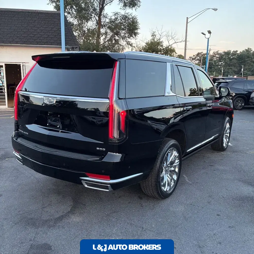 2022 Cadillac Escalade Premium Luxury