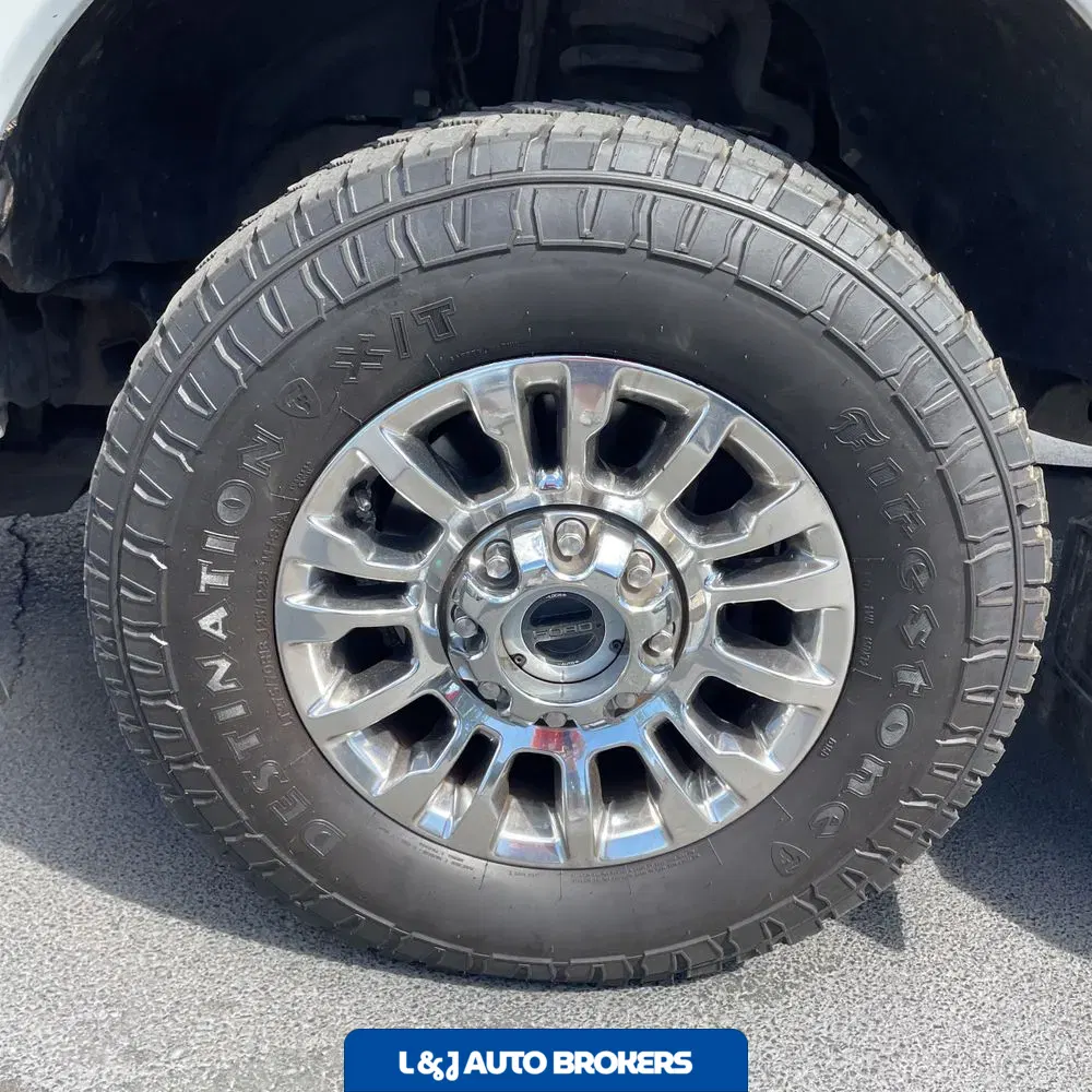 2022 Ford F-350 Super Duty Lariat
