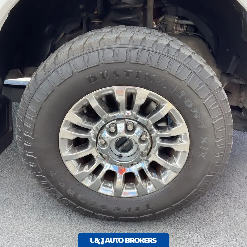 2022 Ford F-350 Super Duty Lariat