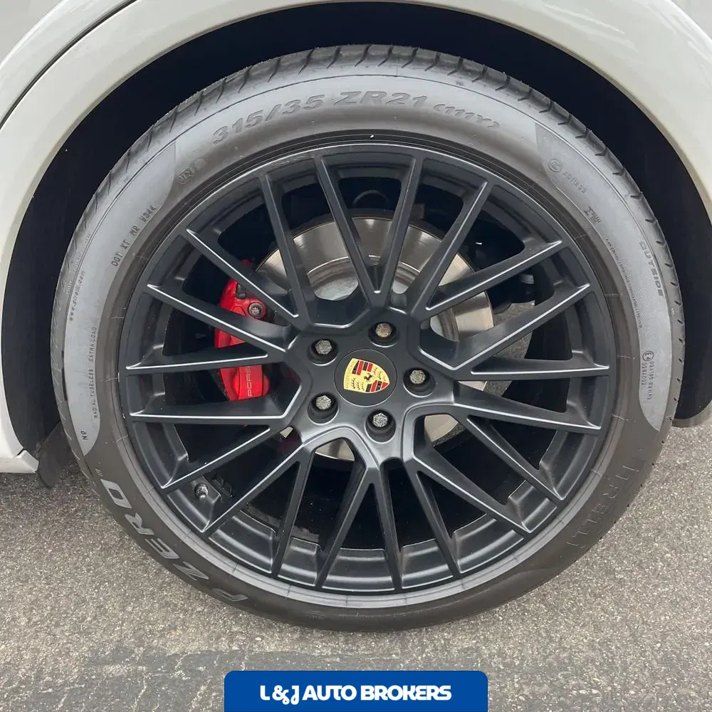 2021 Porsche Cayenne GTS
