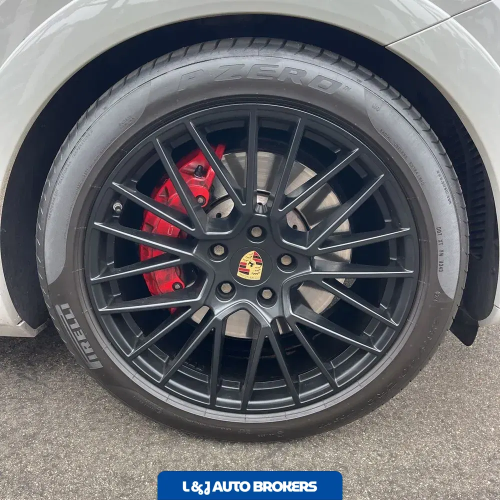 2021 Porsche Cayenne GTS