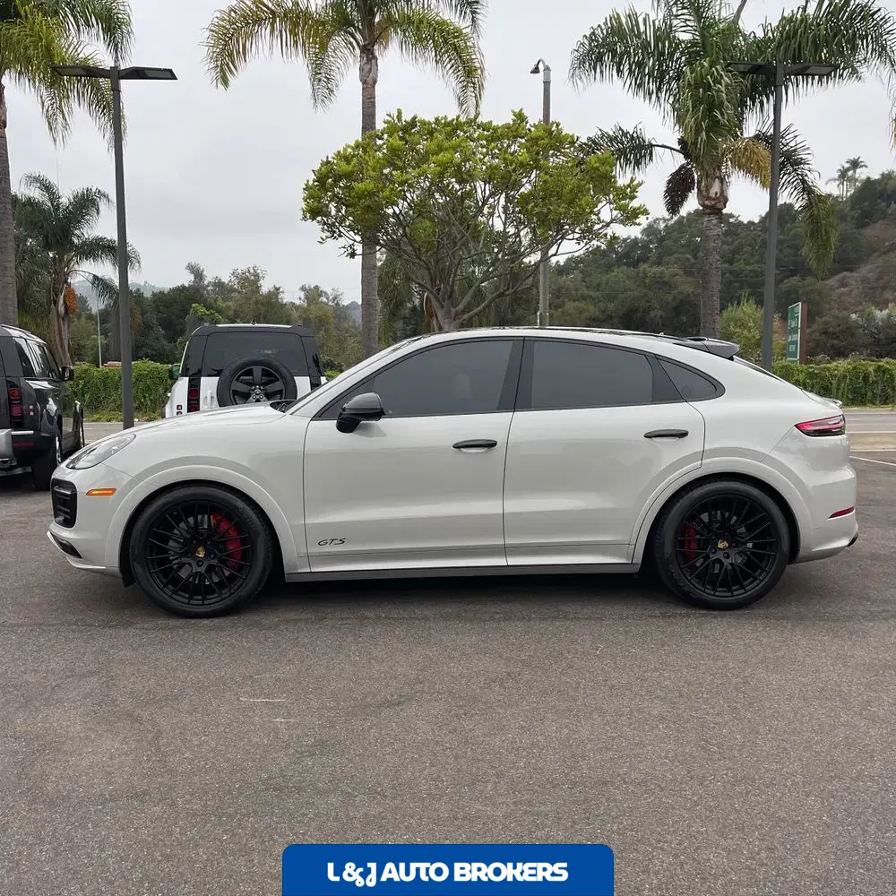 2021 Porsche Cayenne GTS