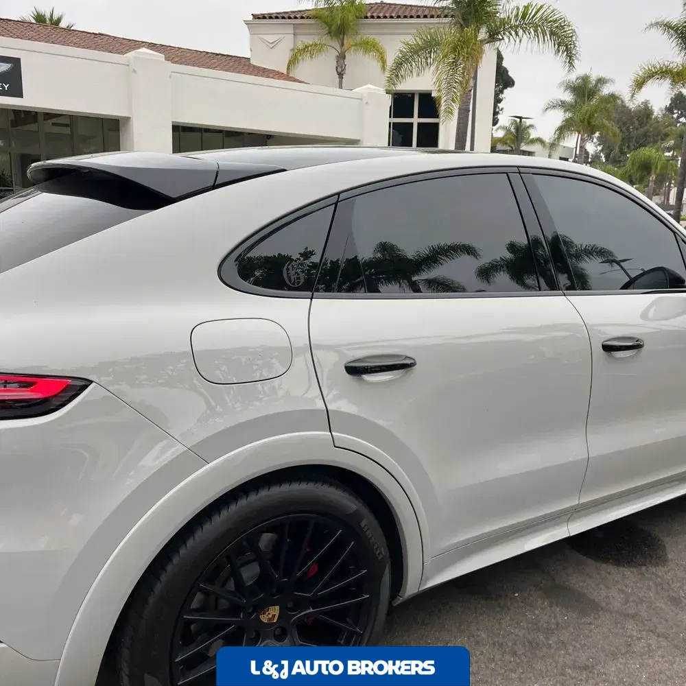 2021 Porsche Cayenne GTS