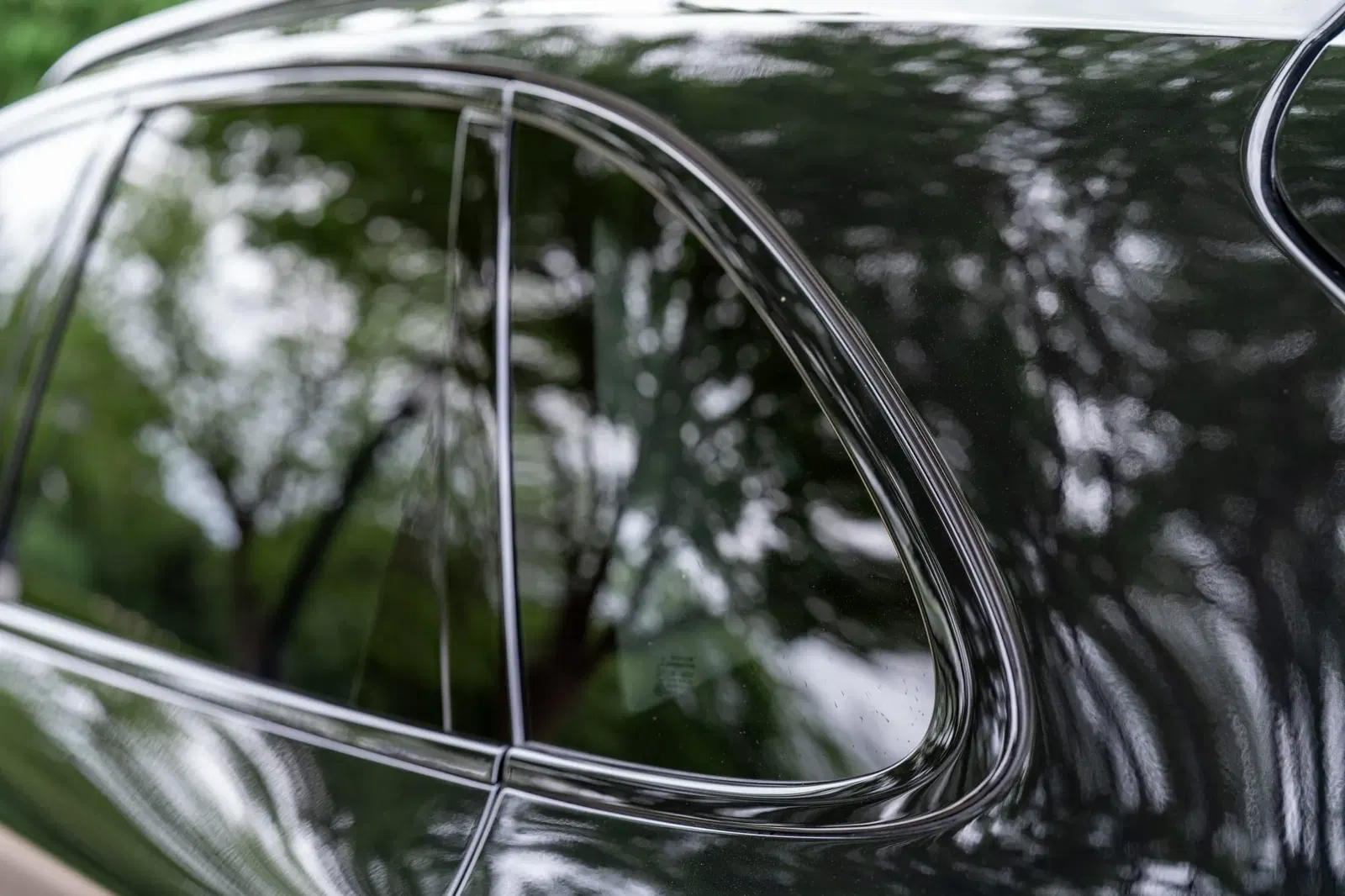 2025 Porsche Cayenne Turbo E-Hybrid