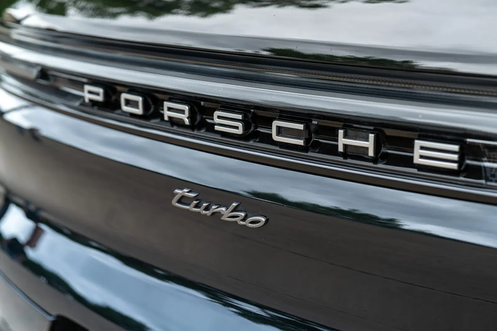 2025 Porsche Cayenne Turbo E-Hybrid