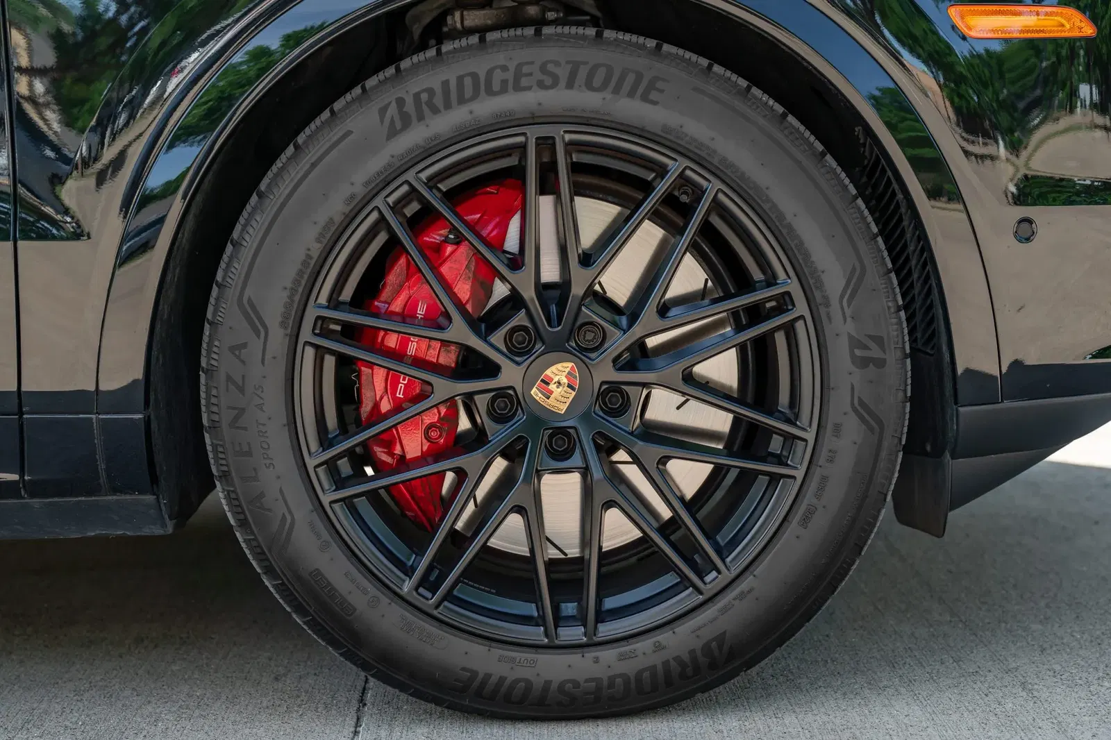 2025 Porsche Cayenne Turbo E-Hybrid