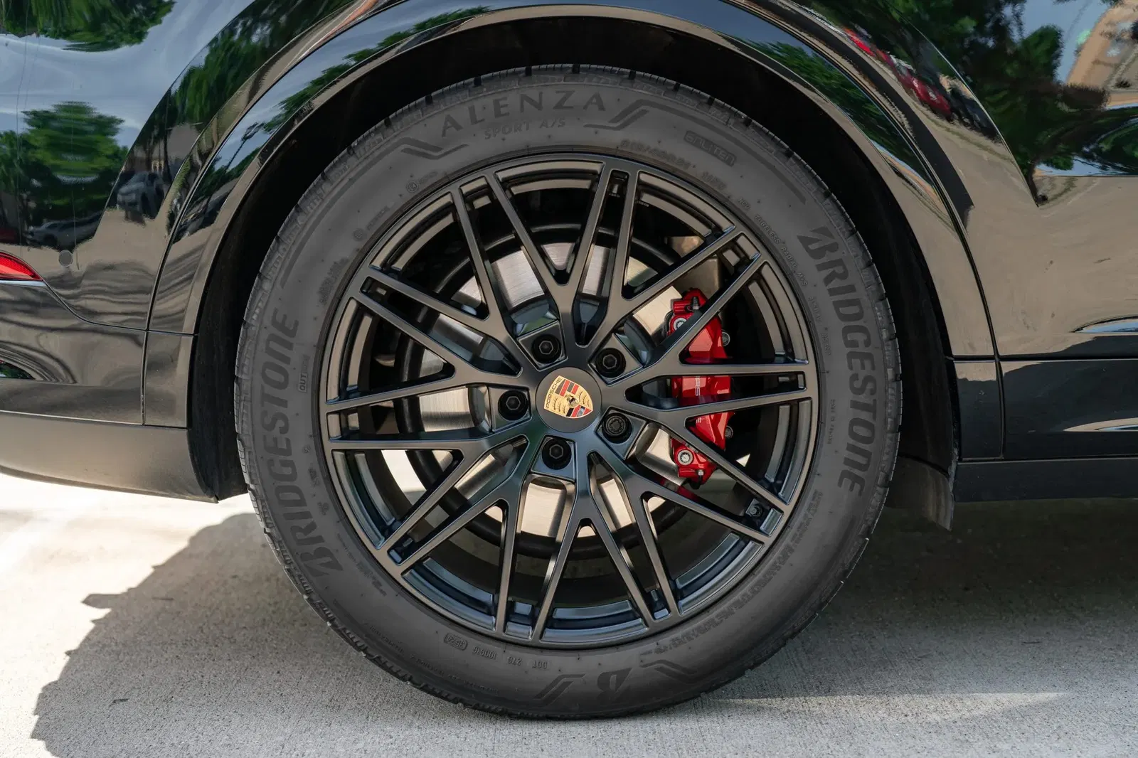 2025 Porsche Cayenne Turbo E-Hybrid