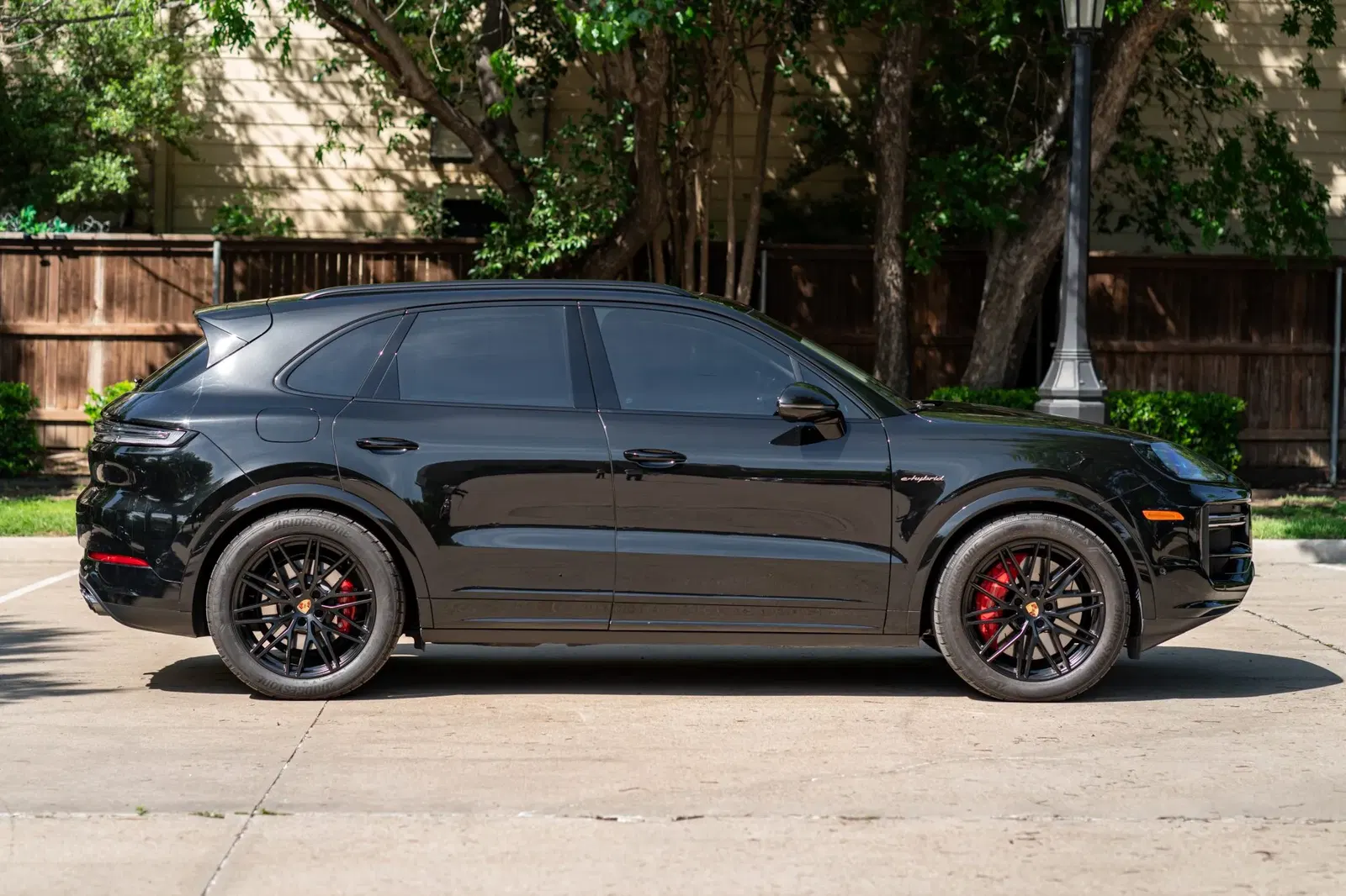 2025 Porsche Cayenne Turbo E-Hybrid
