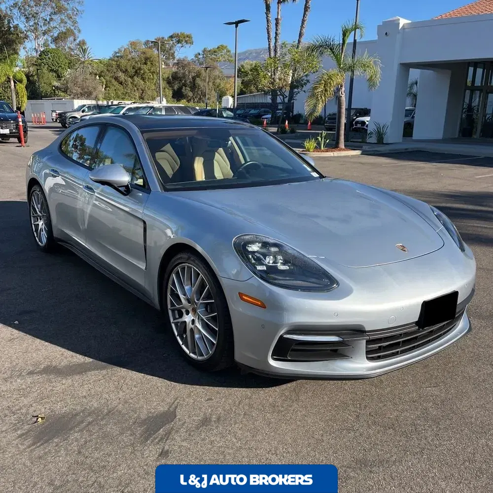 2020 Porsche Panamera Base