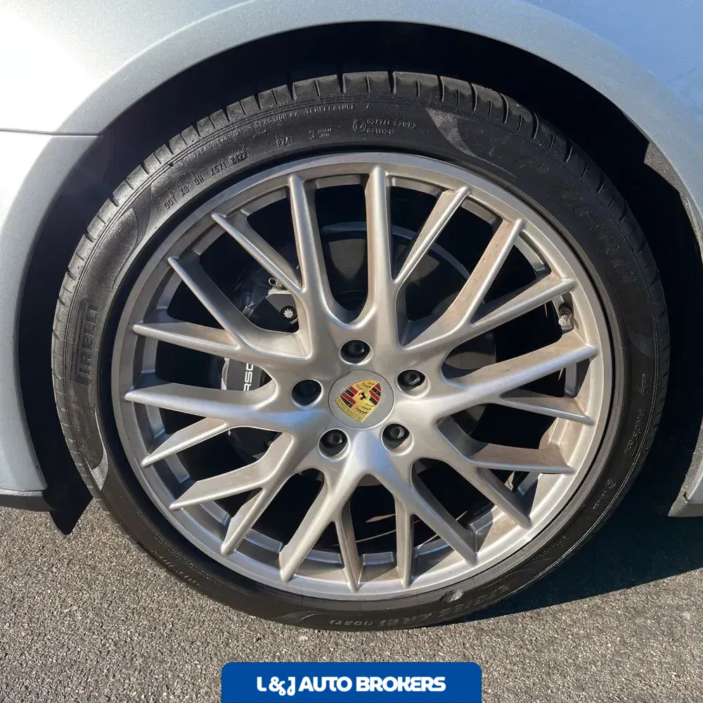 2020 Porsche Panamera Base