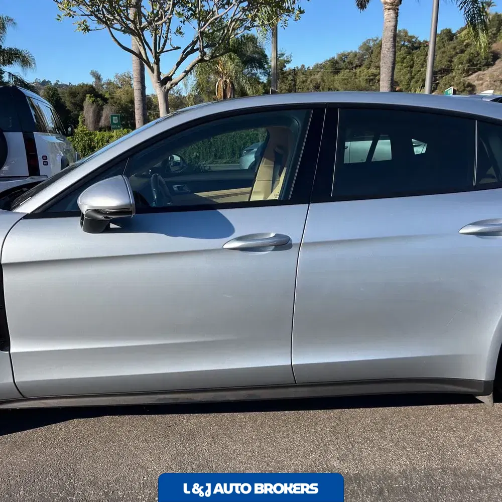 2020 Porsche Panamera Base