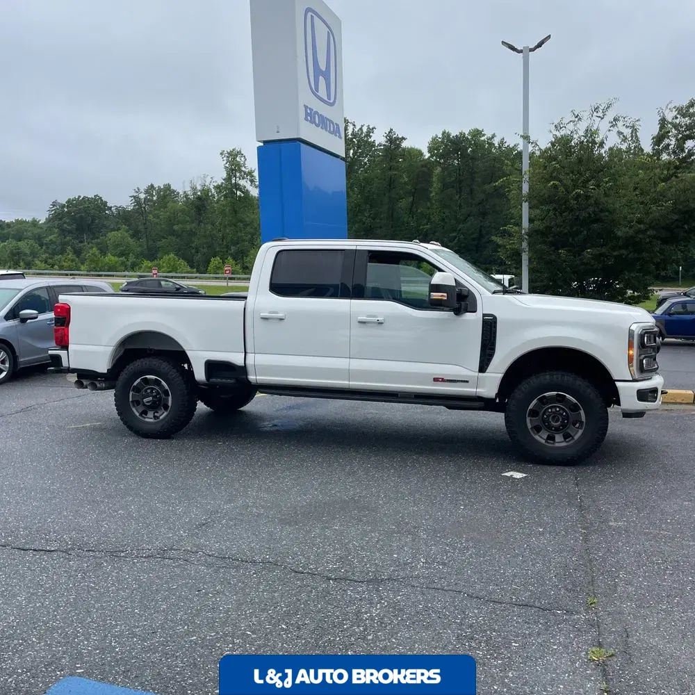 2023 Ford F-250 Super Duty Lariat