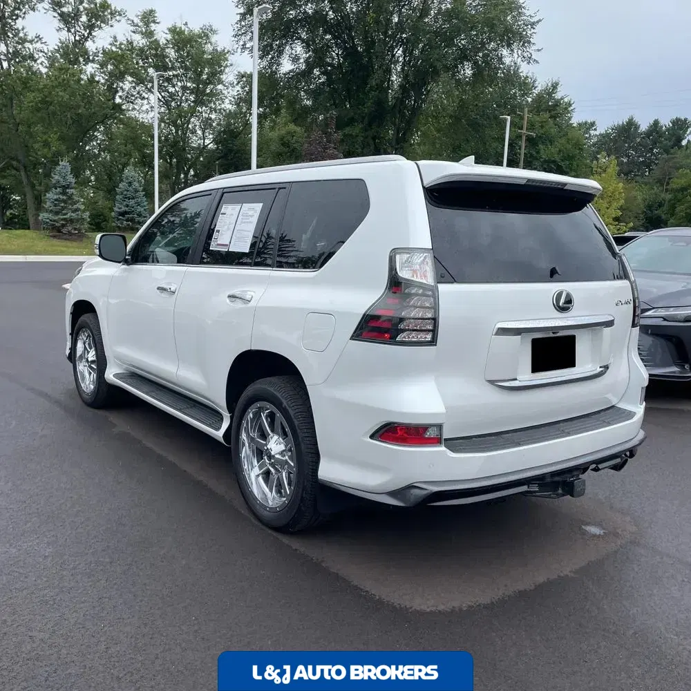 2023 Lexus GX 460 Base
