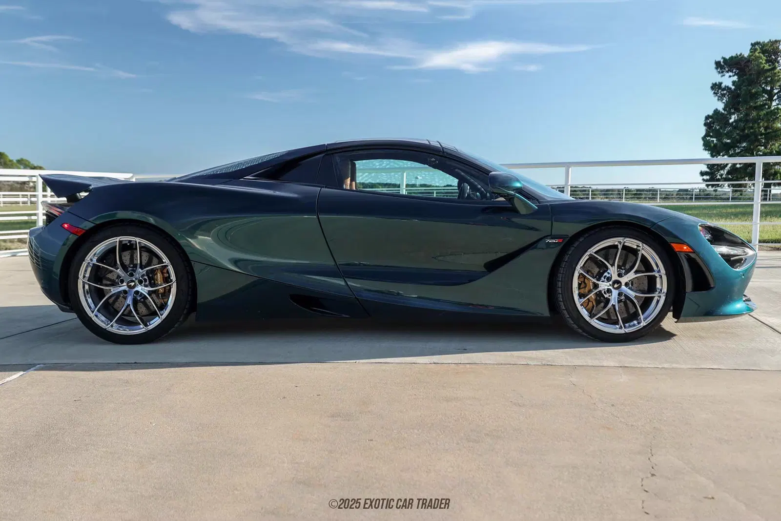 2022 McLaren 720S Spider
