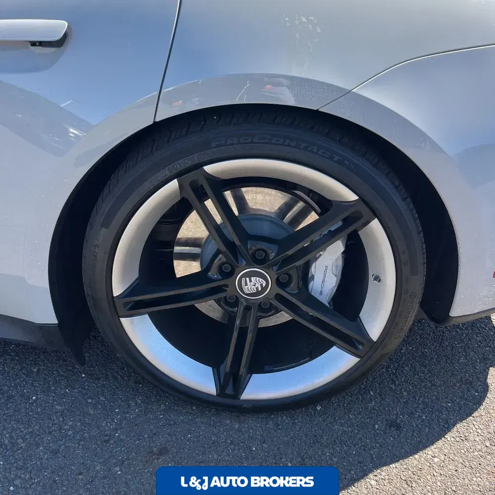 2021 Porsche Taycan Turbo