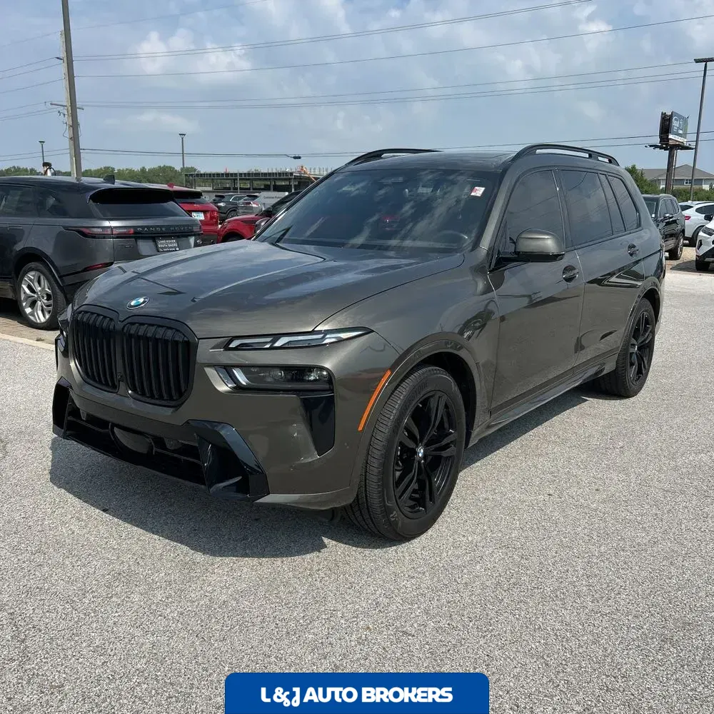 2025 BMW X7 XDrive40i 4D SUV