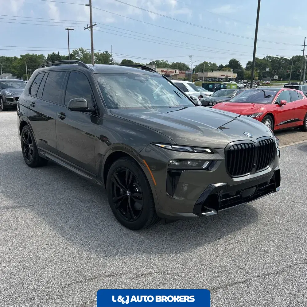 2025 BMW X7 XDrive40i 4D SUV