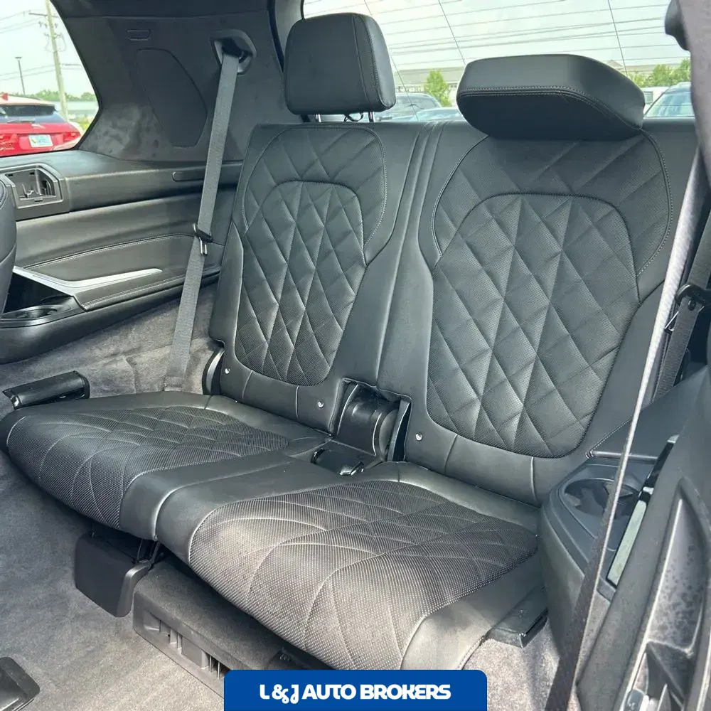 2025 BMW X7 XDrive40i 4D SUV