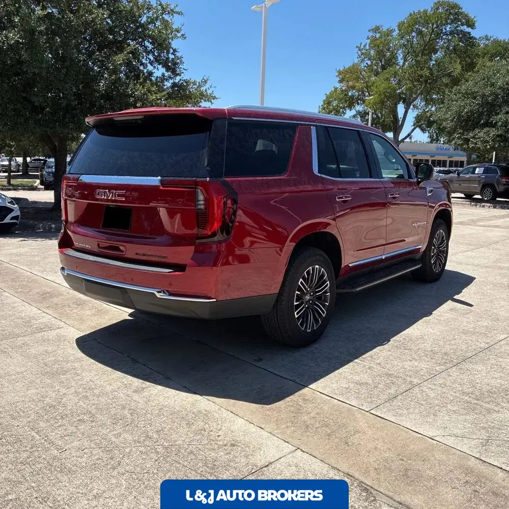 2025 GMC Yukon Elevation