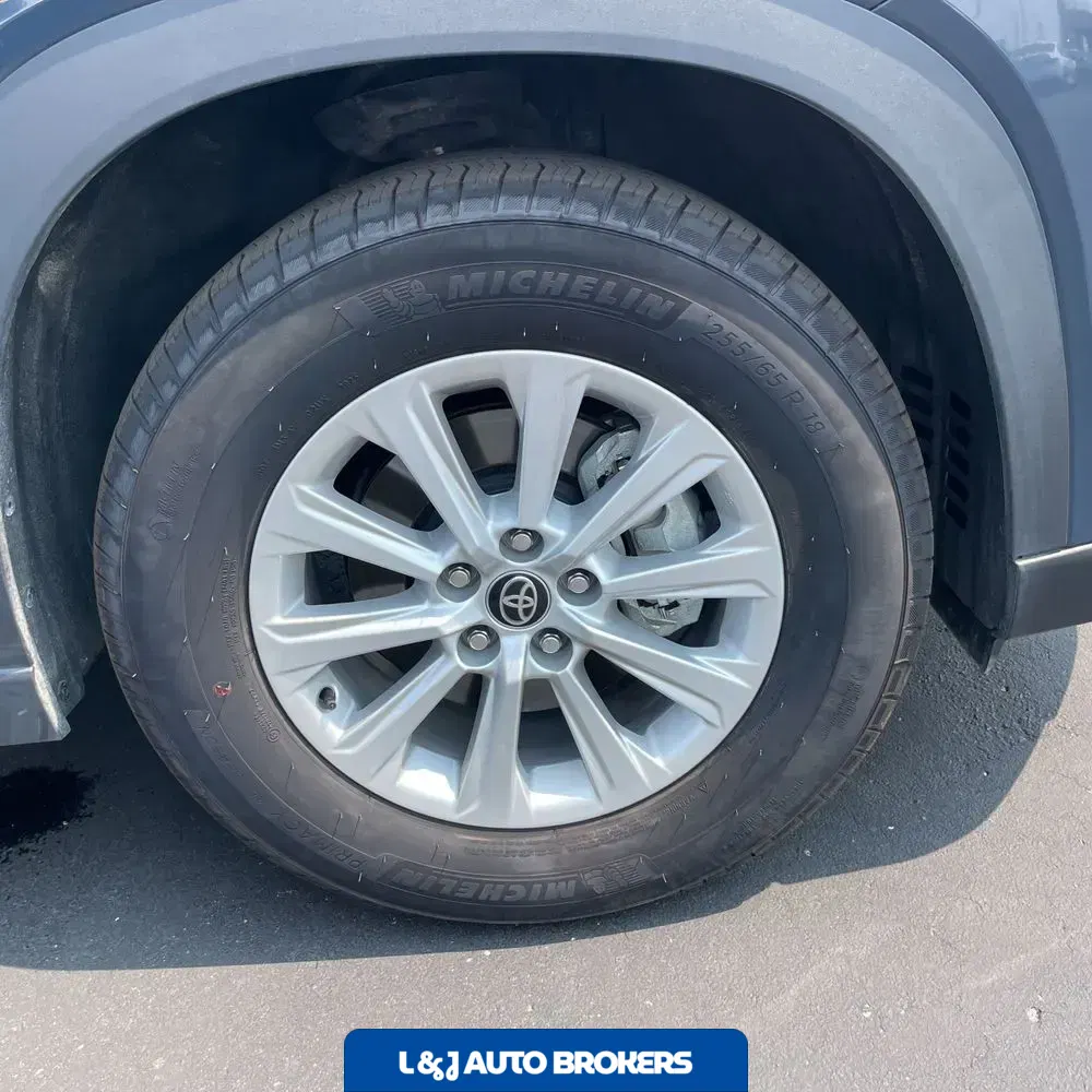 2025 Toyota Grand Highlander XLE