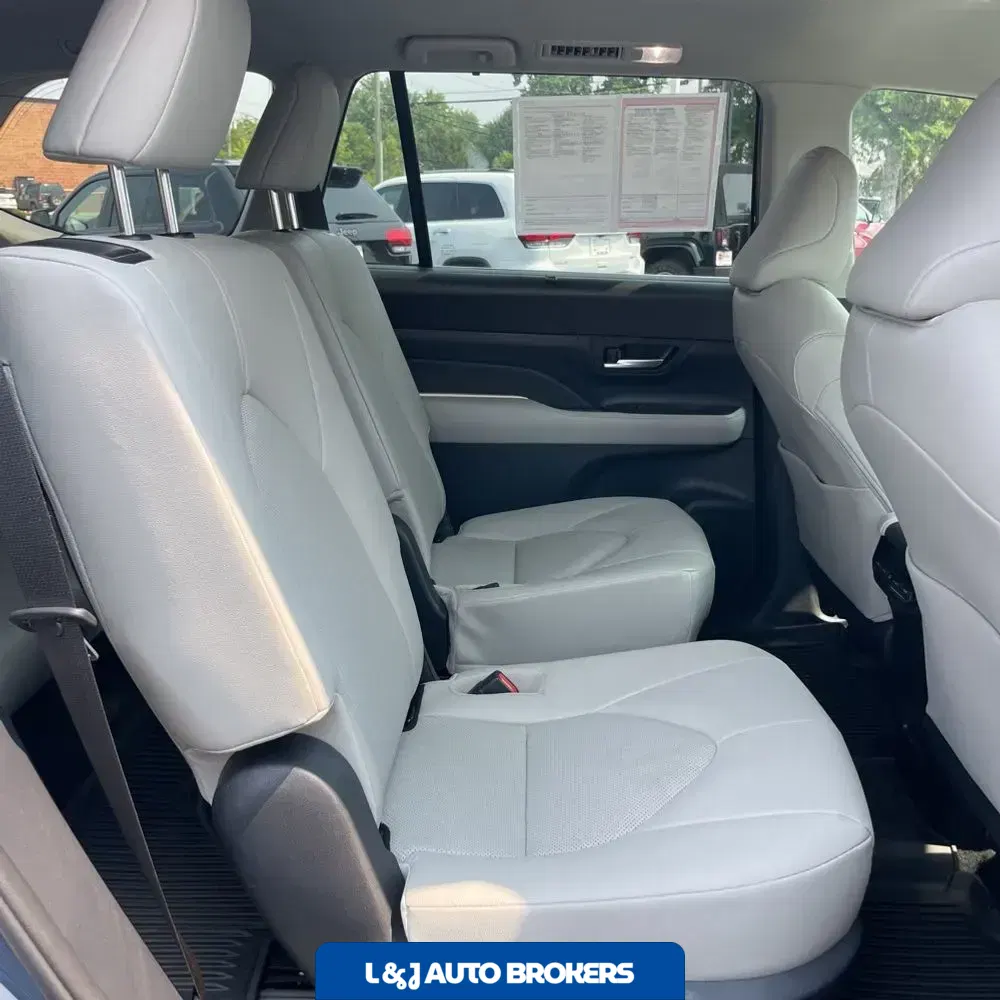 2025 Toyota Grand Highlander XLE