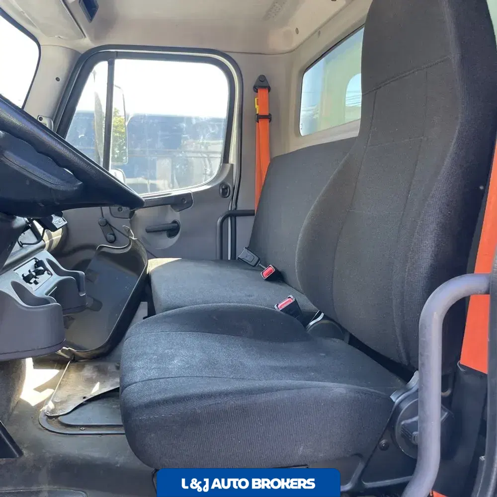 2020 Freightliner Commercial M106 (CA72-204) CONV CAB  TRUCK 4X2 7.7L
