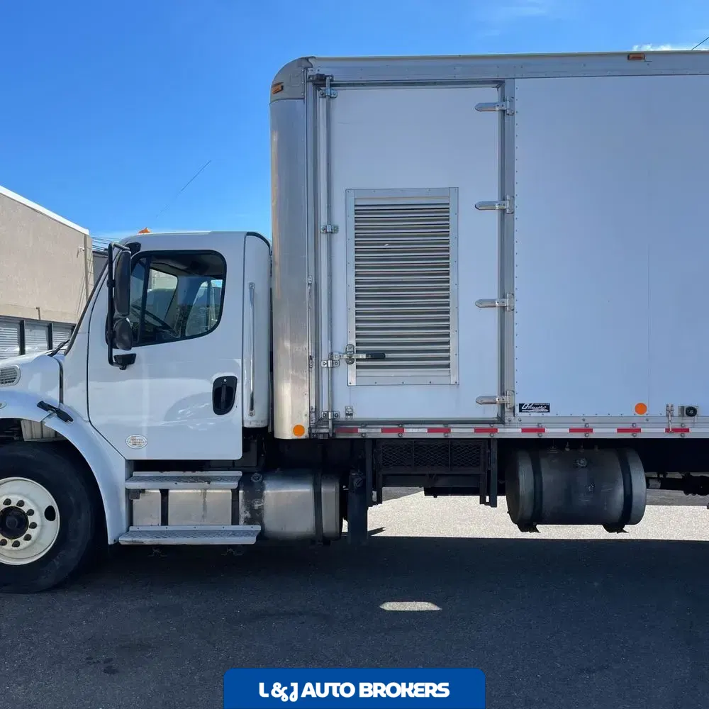 2020 Freightliner Commercial M106 (CA72-204) CONV CAB  TRUCK 4X2 7.7L