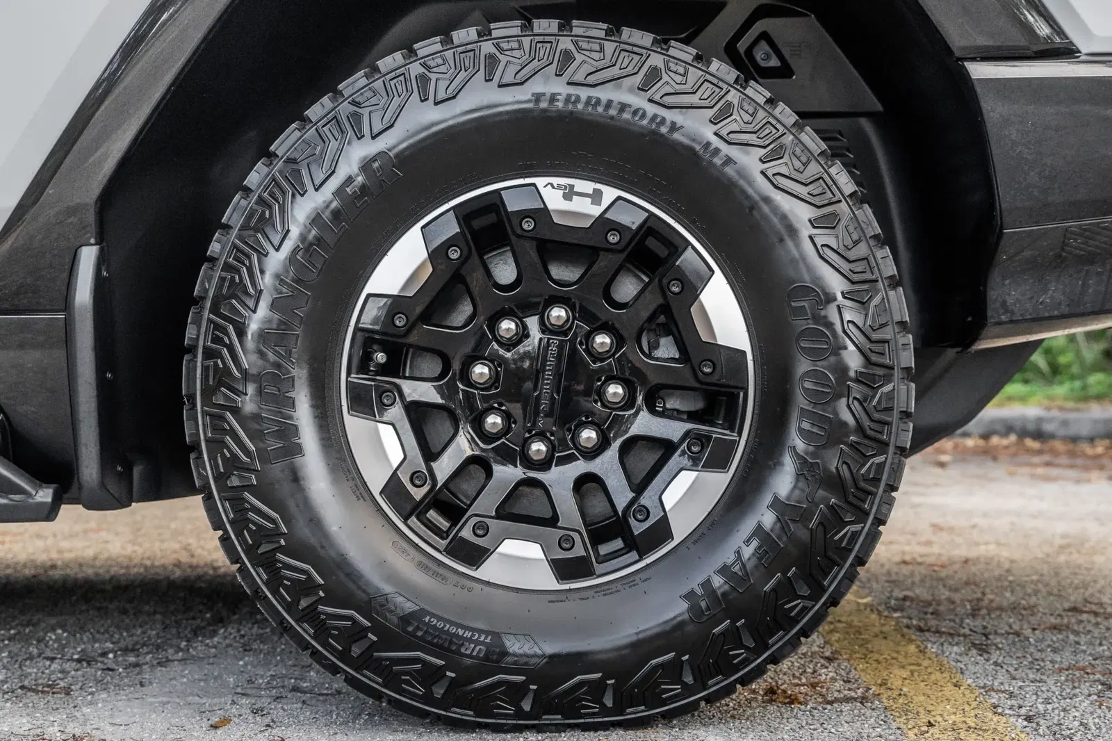 2022 GMC Hummer EV Pickup Edition 1