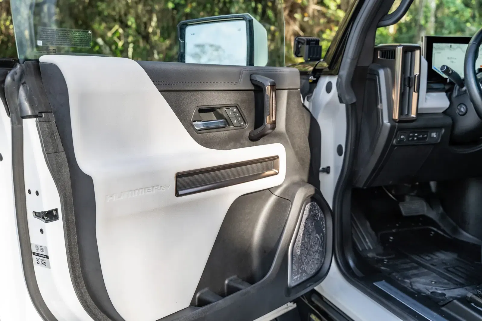 2022 GMC Hummer EV Pickup Edition 1