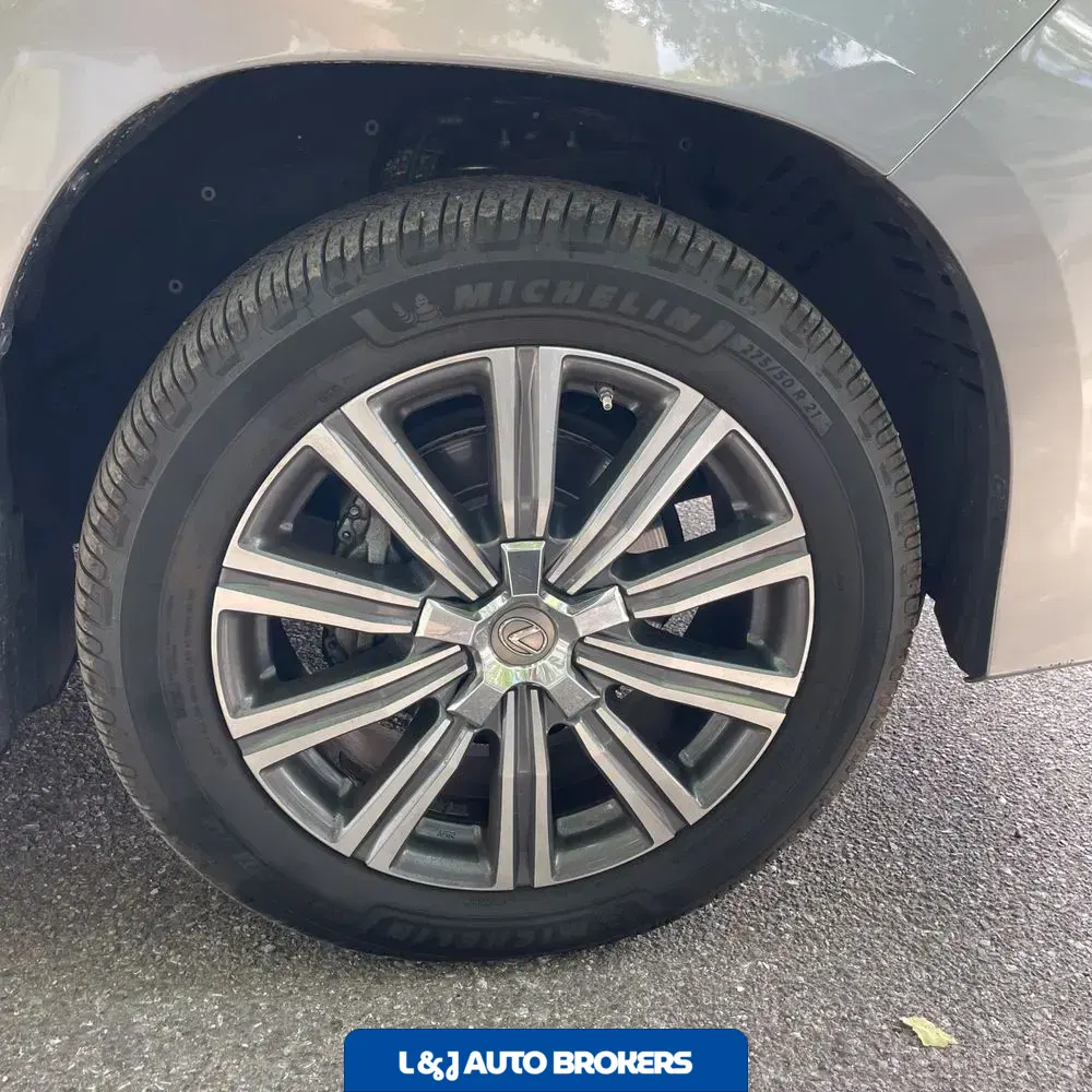 2016 Lexus LX 570 Base
