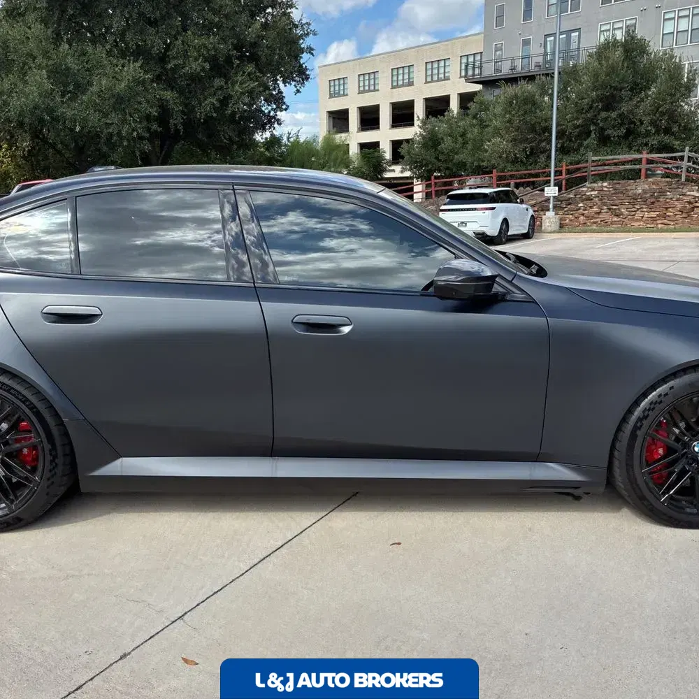 2025 BMW M5 Base